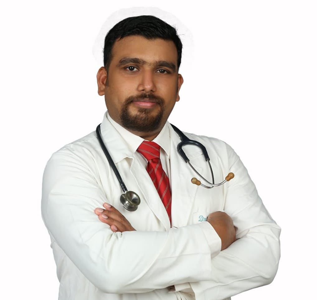 Dr Raveendran S R
