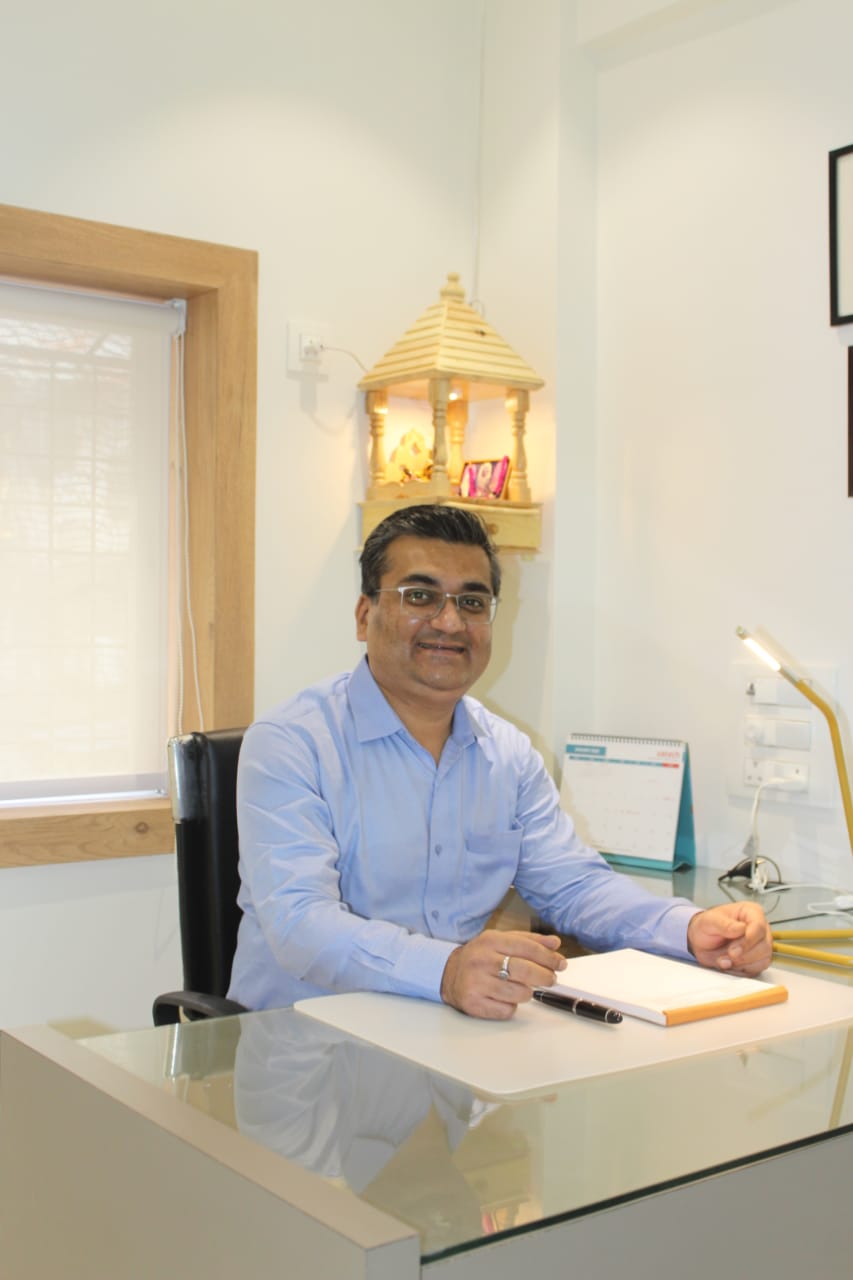 Dr Chirag R Shukla